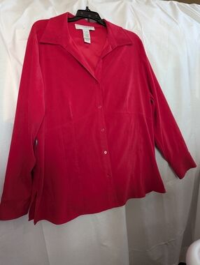Sag Harbor Women's Top Size 16W Red Soft Microfiber Long Sleeve Darted Front/Bac